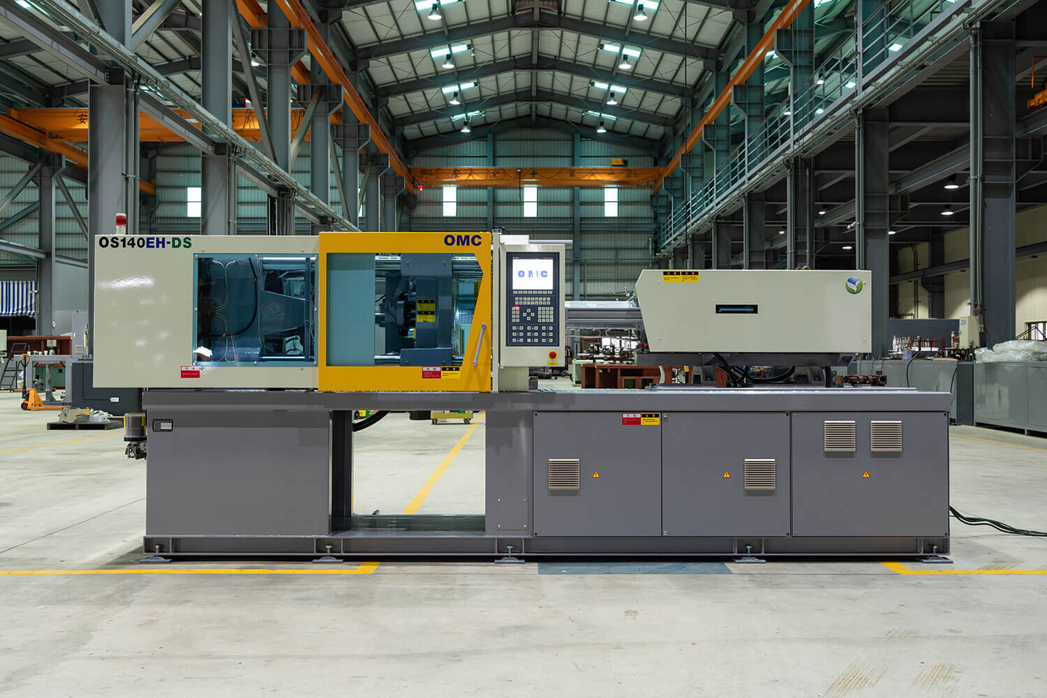 Standard Injection Molding Machine